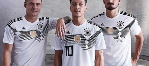 Německo 2018 Světový pohár fotbalové tričko úvod