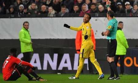 Neymar osobně přiznal, že zůstane v Paříži